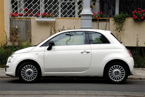 fiat 500 weißer Fiat 500 – Beispiel für Gebrauchtwagenankauf Altdorf b.Nürnberg